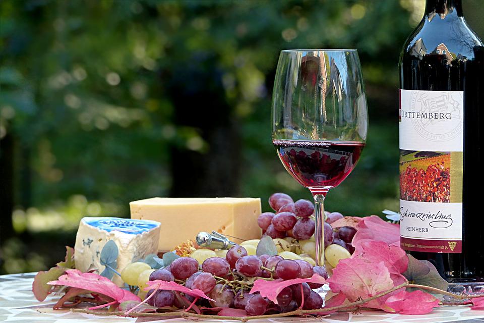 Tips for Pairing Wine and Cheese